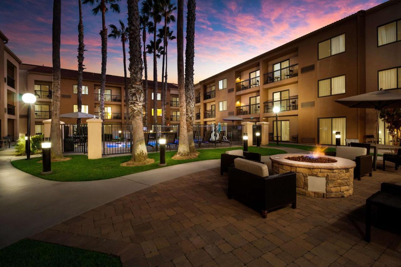 Sonesta Select Huntington Beach ファウンテン・バレー（カリフォルニア州） エクステリア 写真