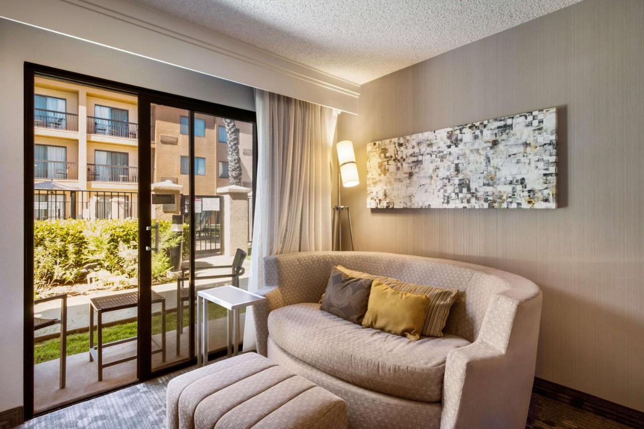 Sonesta Select Huntington Beach ファウンテン・バレー（カリフォルニア州） エクステリア 写真