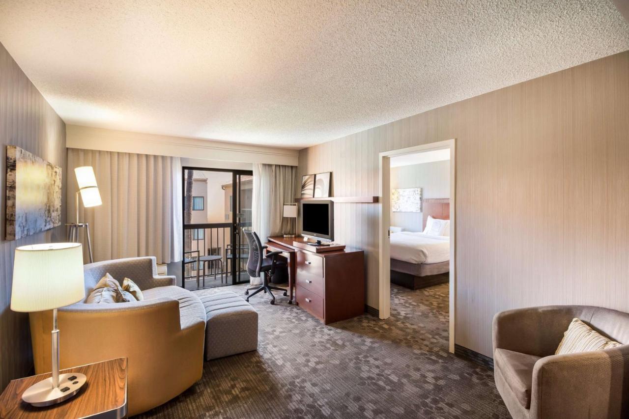 Sonesta Select Huntington Beach ファウンテン・バレー（カリフォルニア州） エクステリア 写真